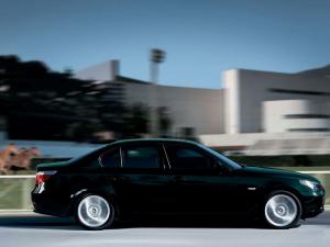 BMW 5-Series Sedan Individual 2003 года